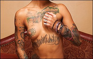Young Bonnie Rotten shows off her tattooed body