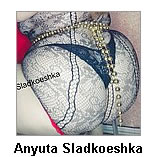 Anyuta Sladkoeshka