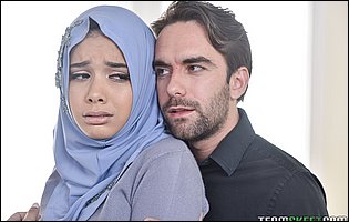Young muslim girl Aaliyah Hadid getting anal fucked