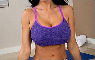 Hot yoga training with Ava Addams