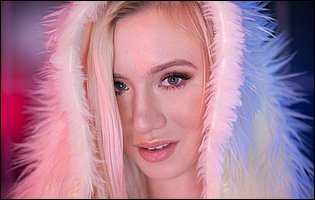 Pretty blonde Bailey Brooke loves teasing