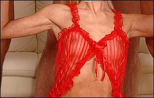 Gitta Blond in red lingerie swallowing three big cocks
