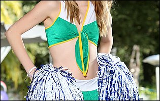Lovely cheerleader Hannah Hays strips outdoor
