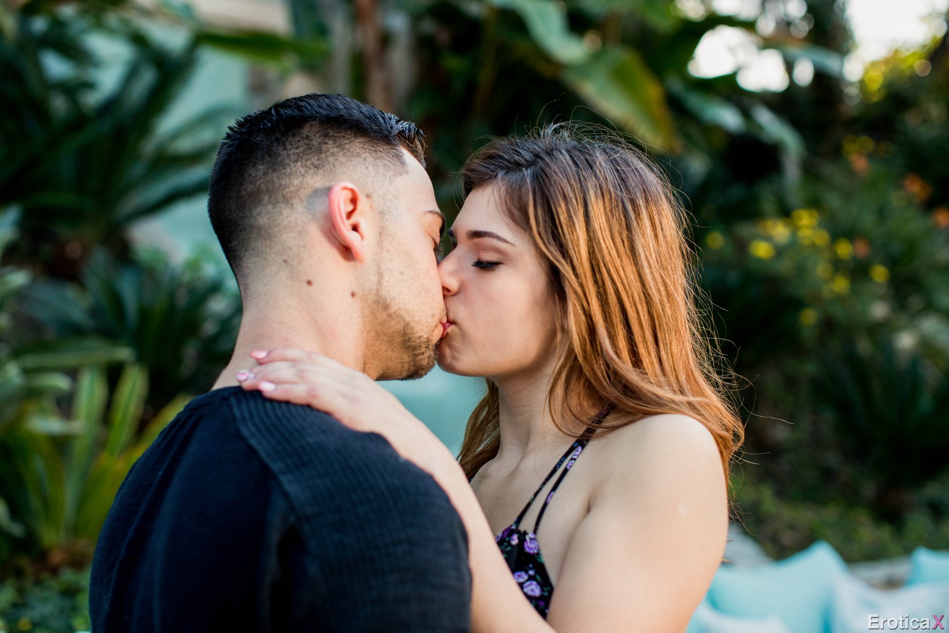 Free Porn Pics of Leah Gotti having hot sex with her boyfriend outdoor -  MyPornstarBook.net