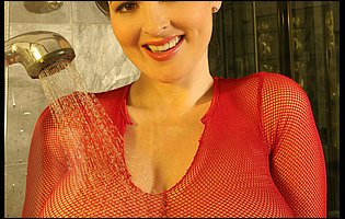 Lorna Morgan in red fishnet takes a shower