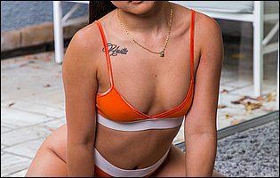 Sporty girl Lulu Chu getting naked