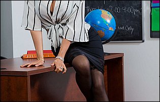 Hot teacher Luna Star posing in black underwear, stockings and high heels