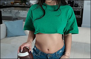 Madison Wilde in sexy outfit loves to tease