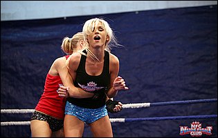 Hot wrestling match between Michelle Moist and Laura Crystal