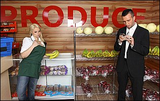 Hot saleswoman Sarah Vandella gets fucked by handsome man