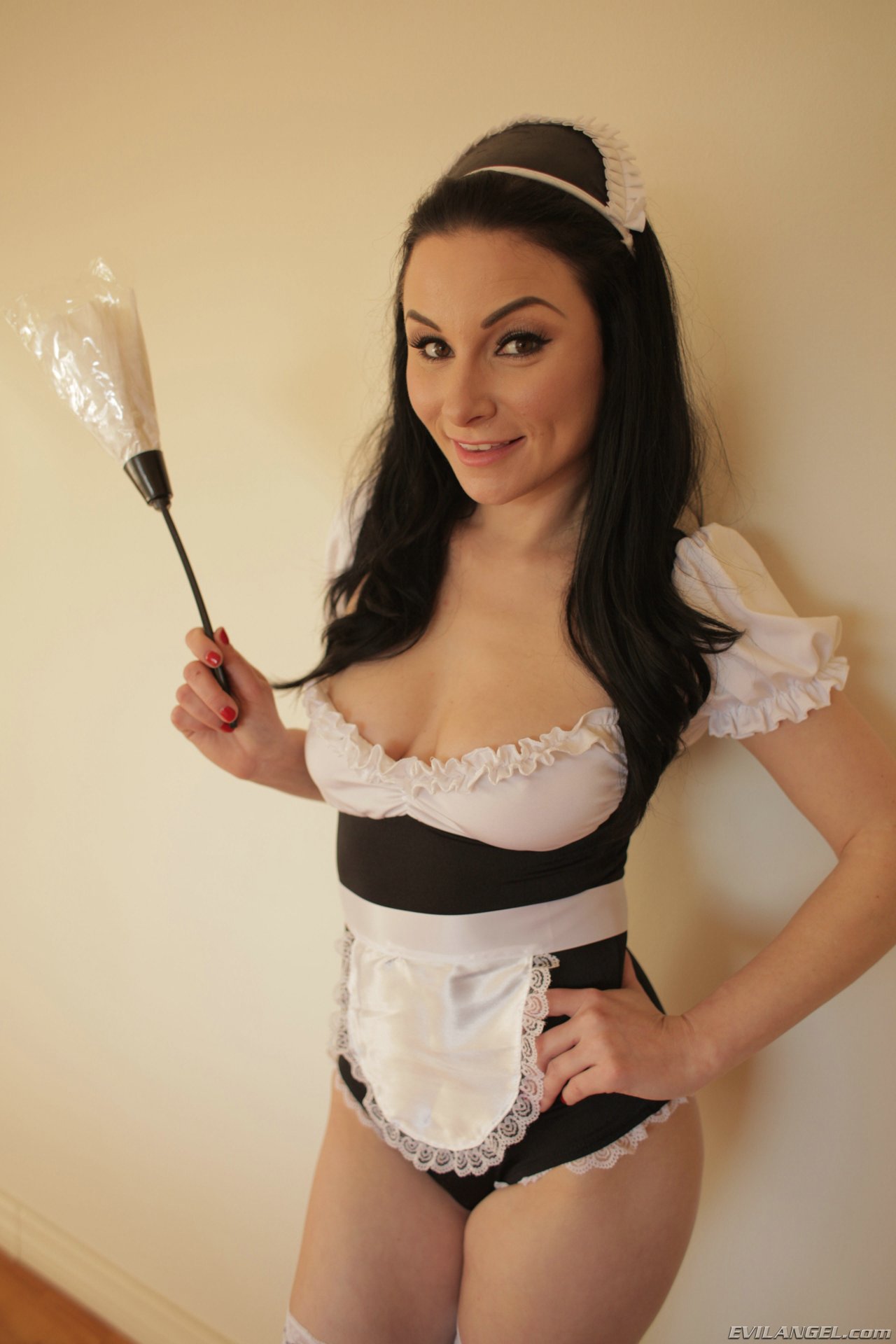 Veruca James Maid